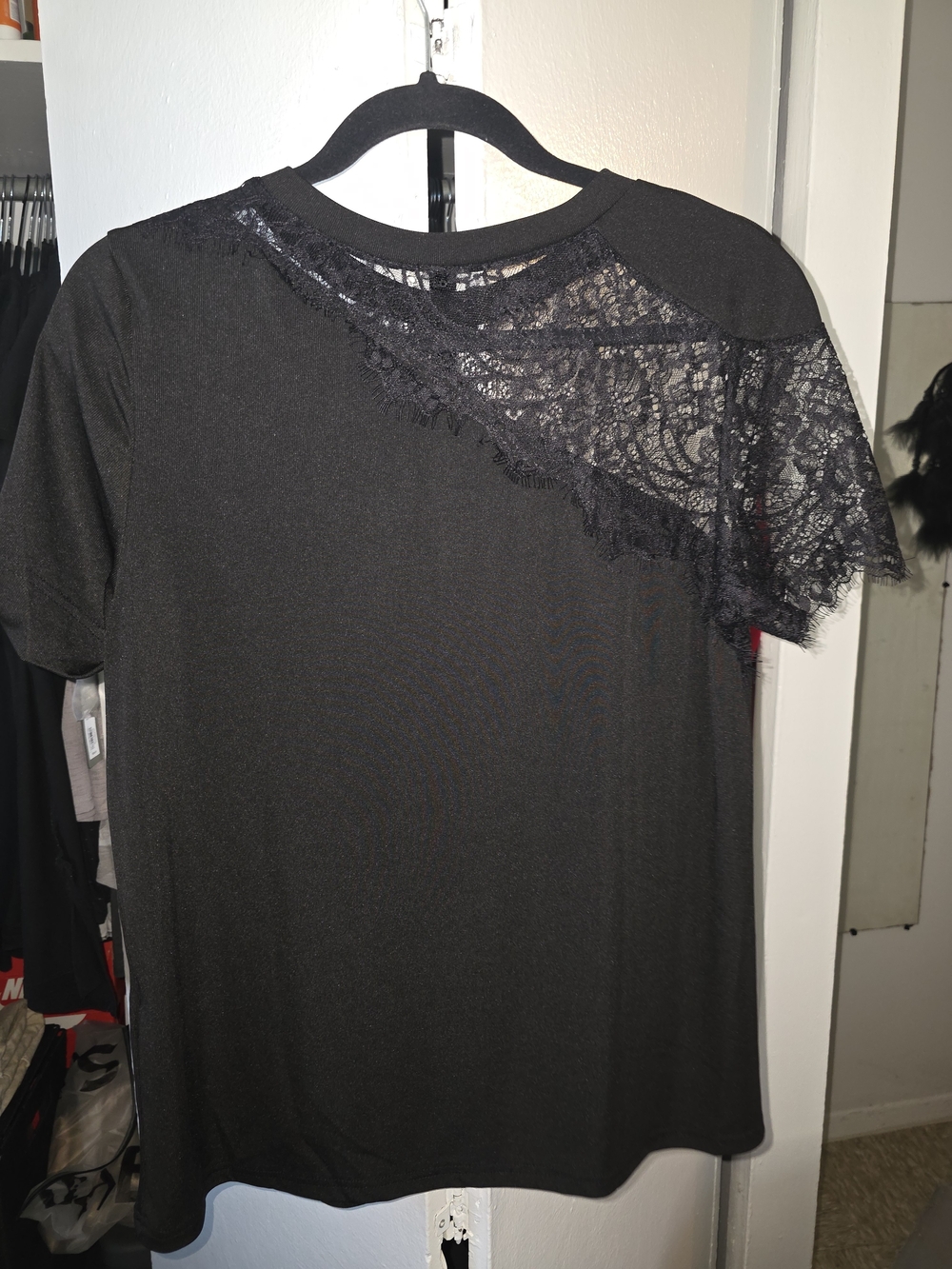 SHEIN Black Short Sleeve Lace Accent Tee